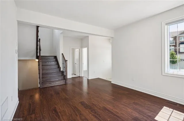 Additional property image - 8 Slater Mill Place