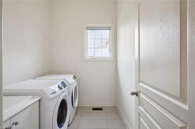 Additional property image - 8 Slater Mill Place