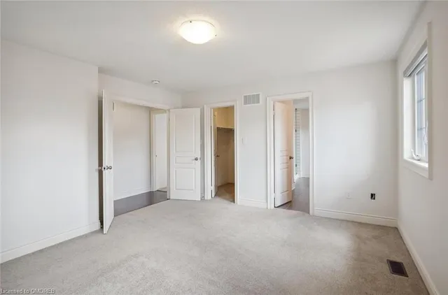 Additional property image - 8 Slater Mill Place