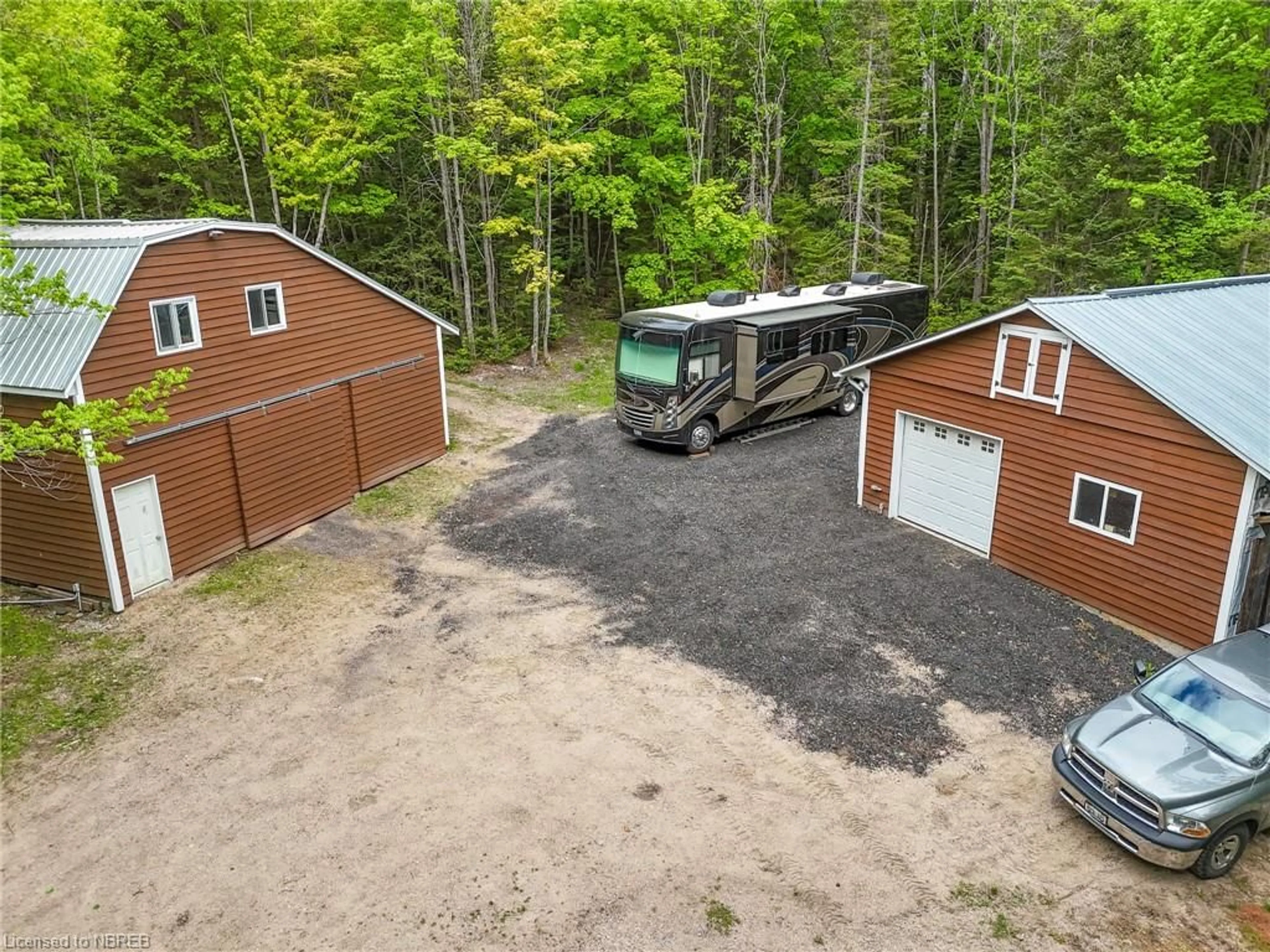 Shed for 233 Glen Roberts Dr, Laurier Ontario P0H 2L0
