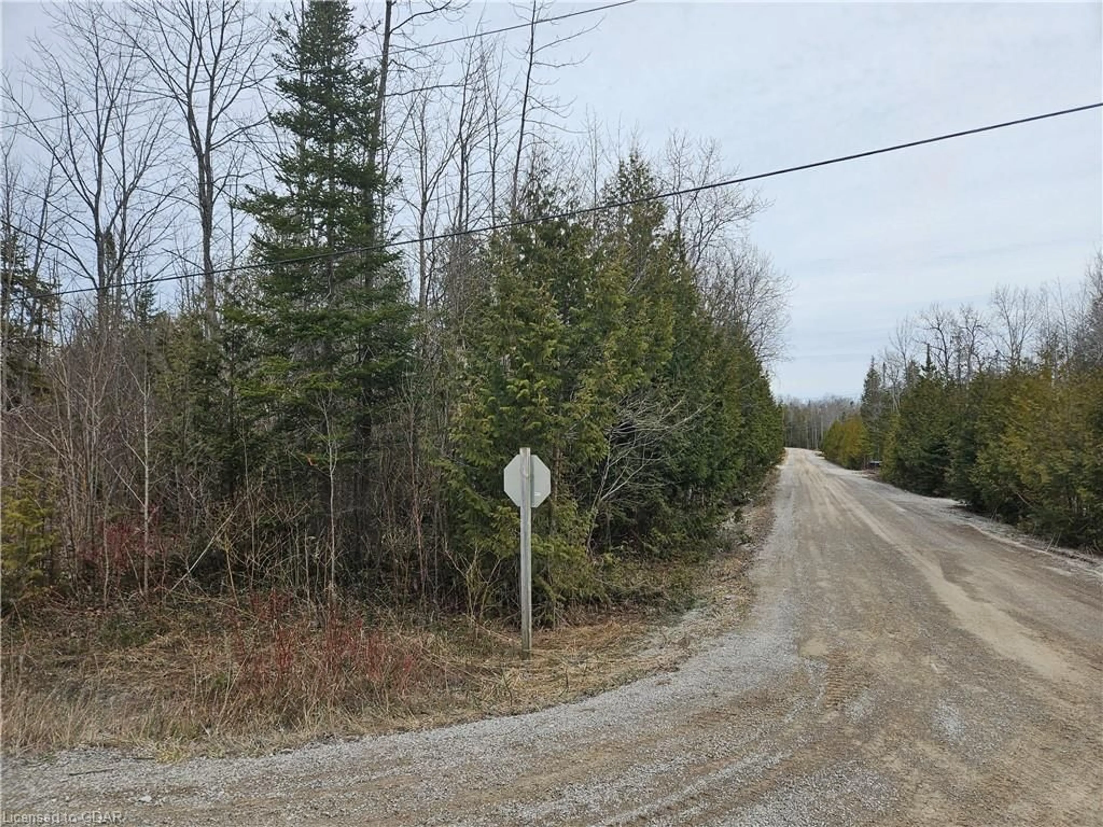 Parking for 35 Hardwick Cove Rd, Lion's Head Ontario N0H 1W0