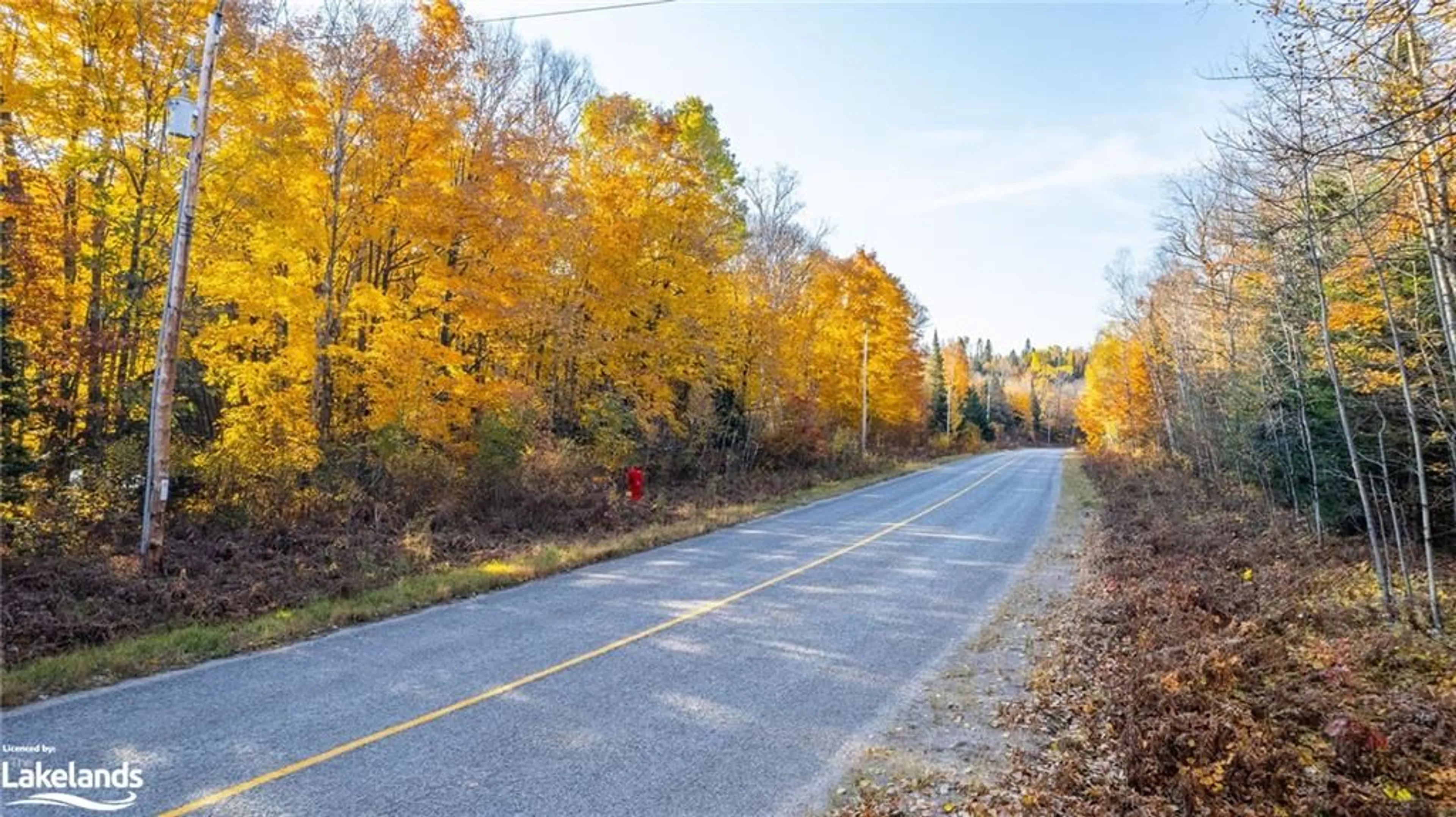 Parking for 0 Kawagama Lake Rd, Algonquin Highlands Ontario P0A 1E0