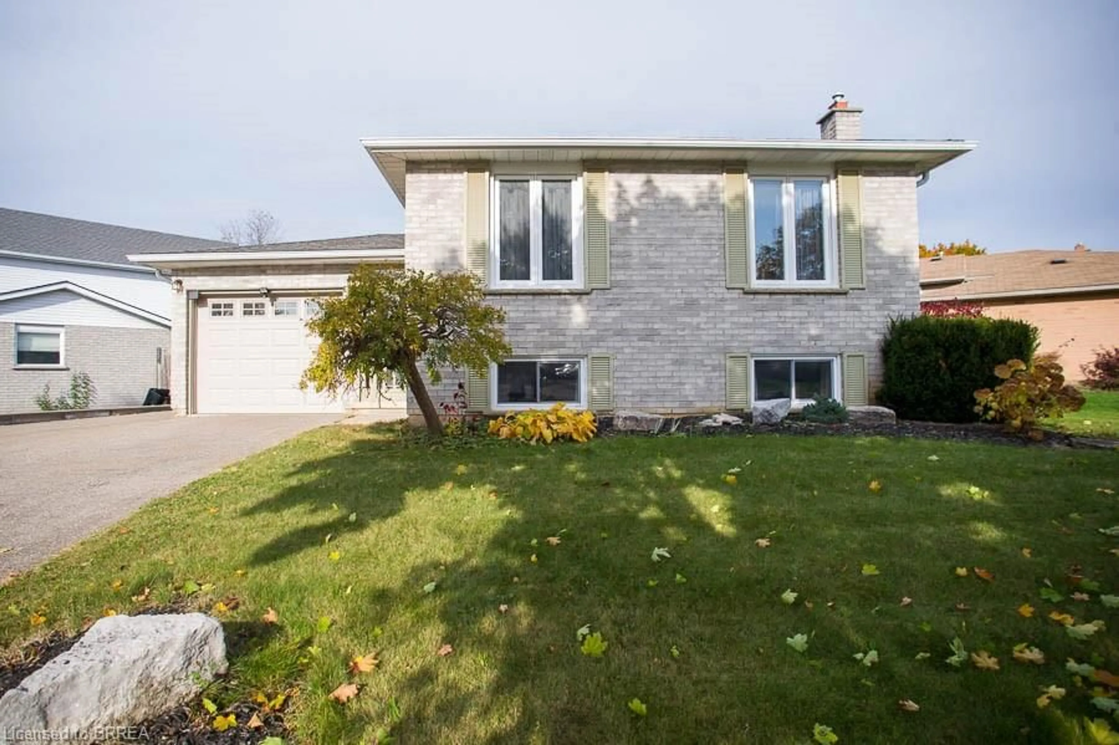 Frontside or backside of a home, the street view for 47 Coulbeck Rd, Brantford Ontario N3P 1P1