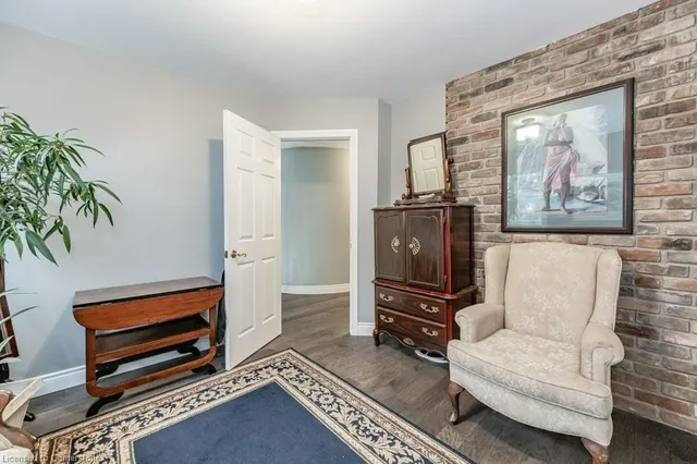 Additional property image - 682 Westover Rd