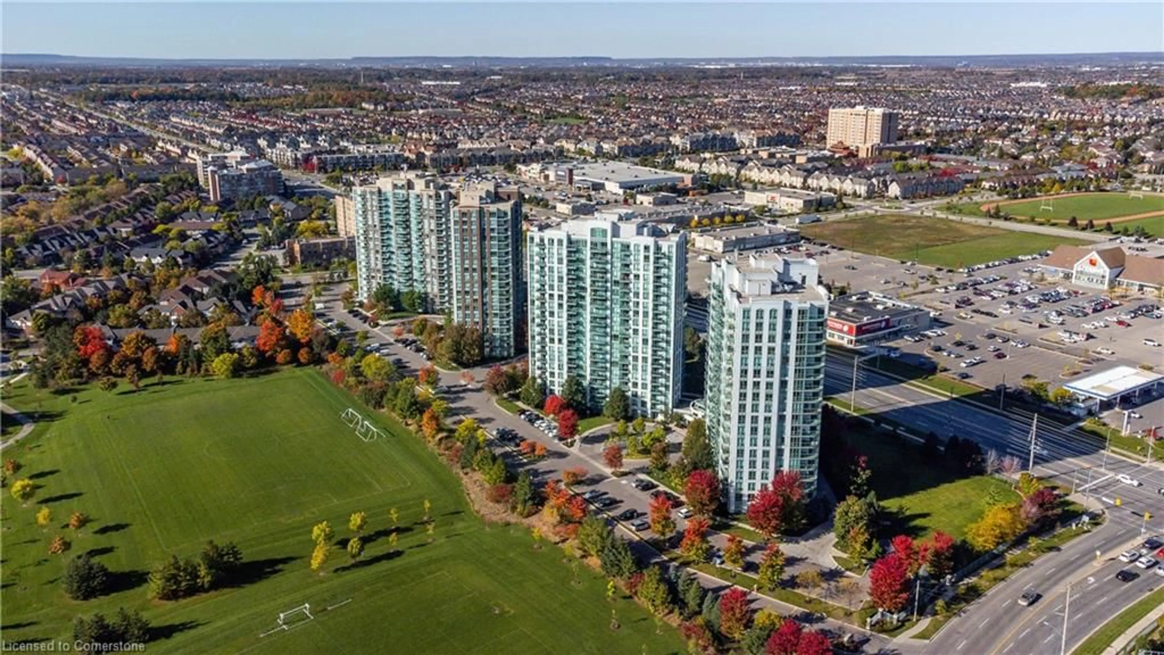 A pic from exterior of the house or condo, the view of city buildings for 4850 Glen Erin Dr #PH 3, Mississauga Ontario L5M 7S1