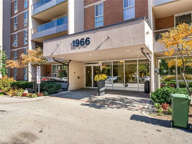 Additional property image - 1966 Main St Unit 1106
