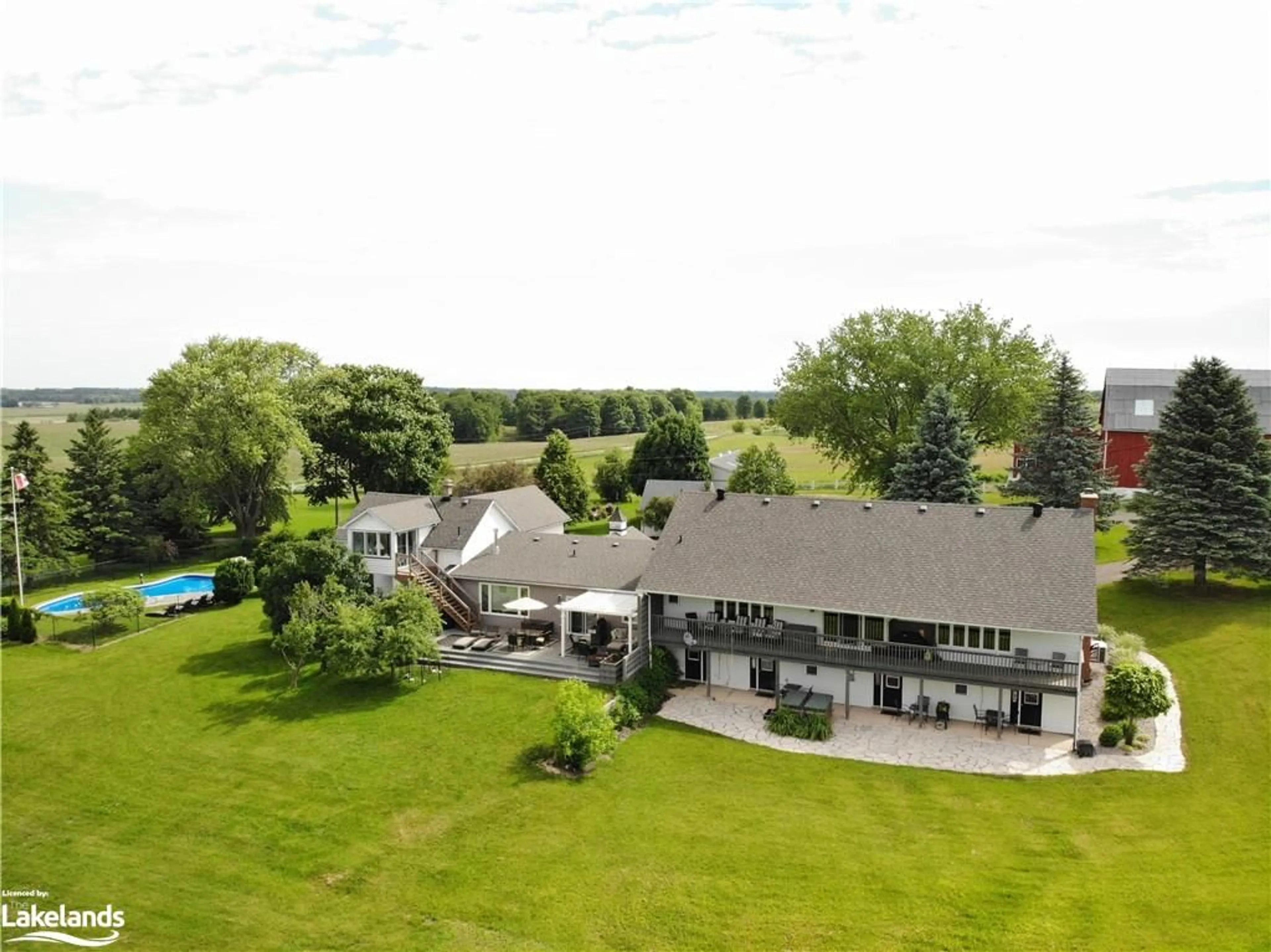 Frontside or backside of a home, cottage for 828350 32 Side Road Glencairn Tline, Mulmur Ontario L9V 0Y9