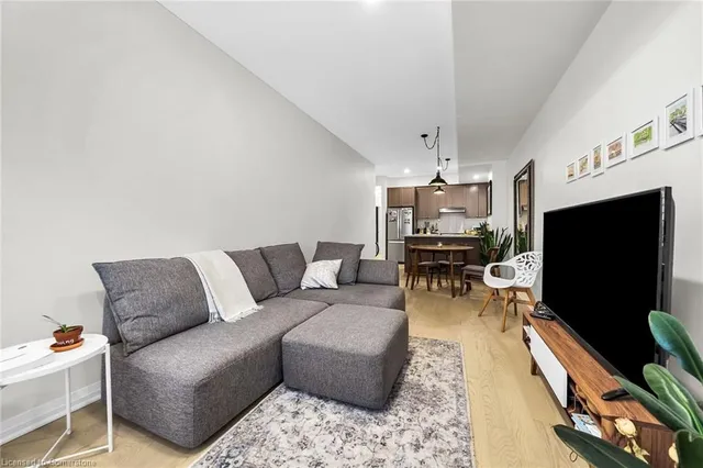 Additional property image - 12 Blanshard St Unit 203