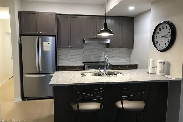 Additional property image - 12 Blanshard St Unit 203