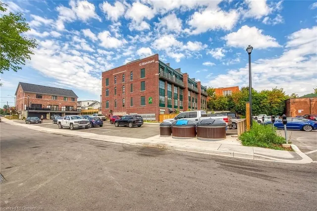 Additional property image - 12 Blanshard St Unit 203