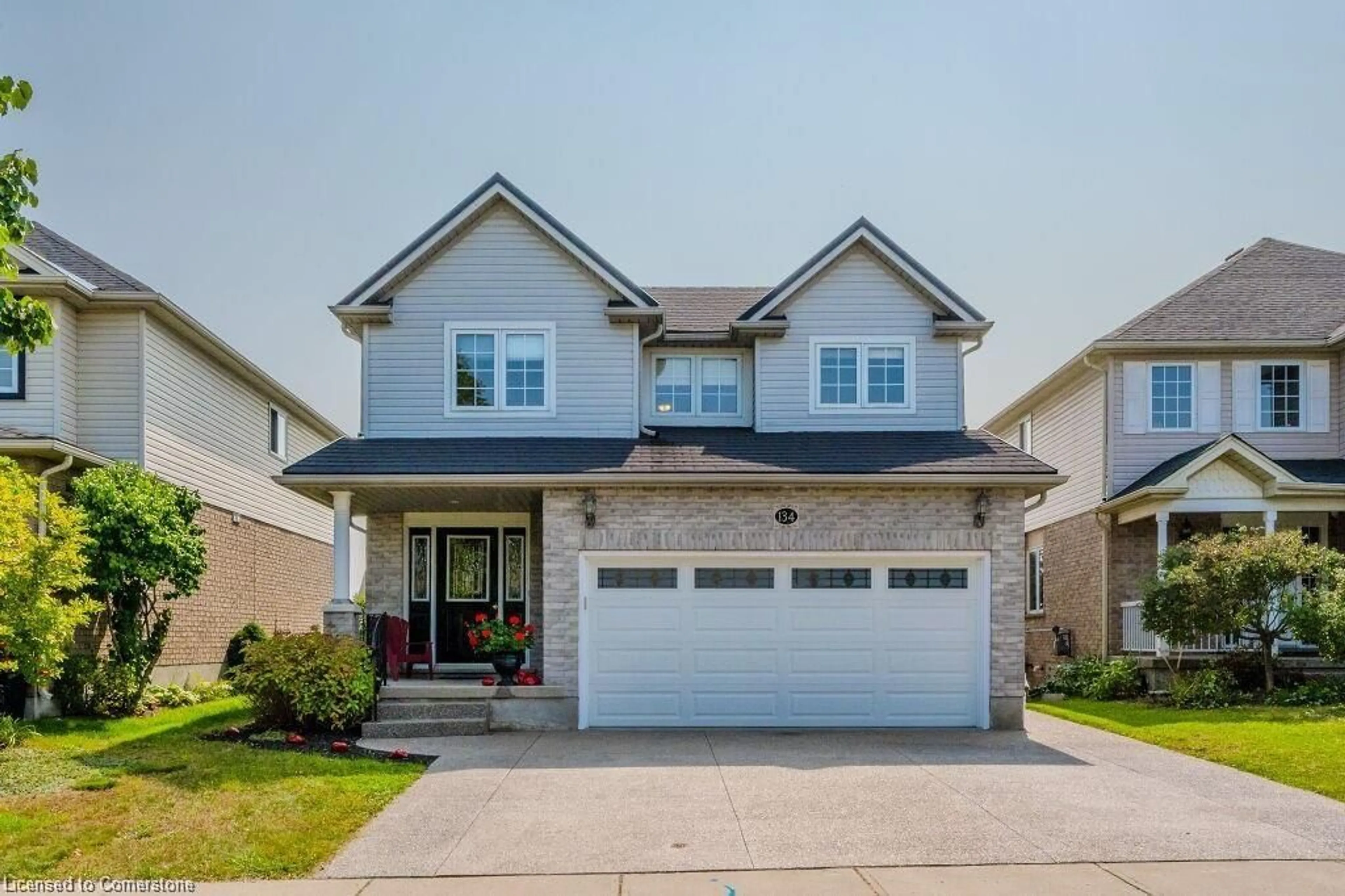 Frontside or backside of a home, the street view for 134 Apple Ridge Dr, Kitchener Ontario N2P 2S7