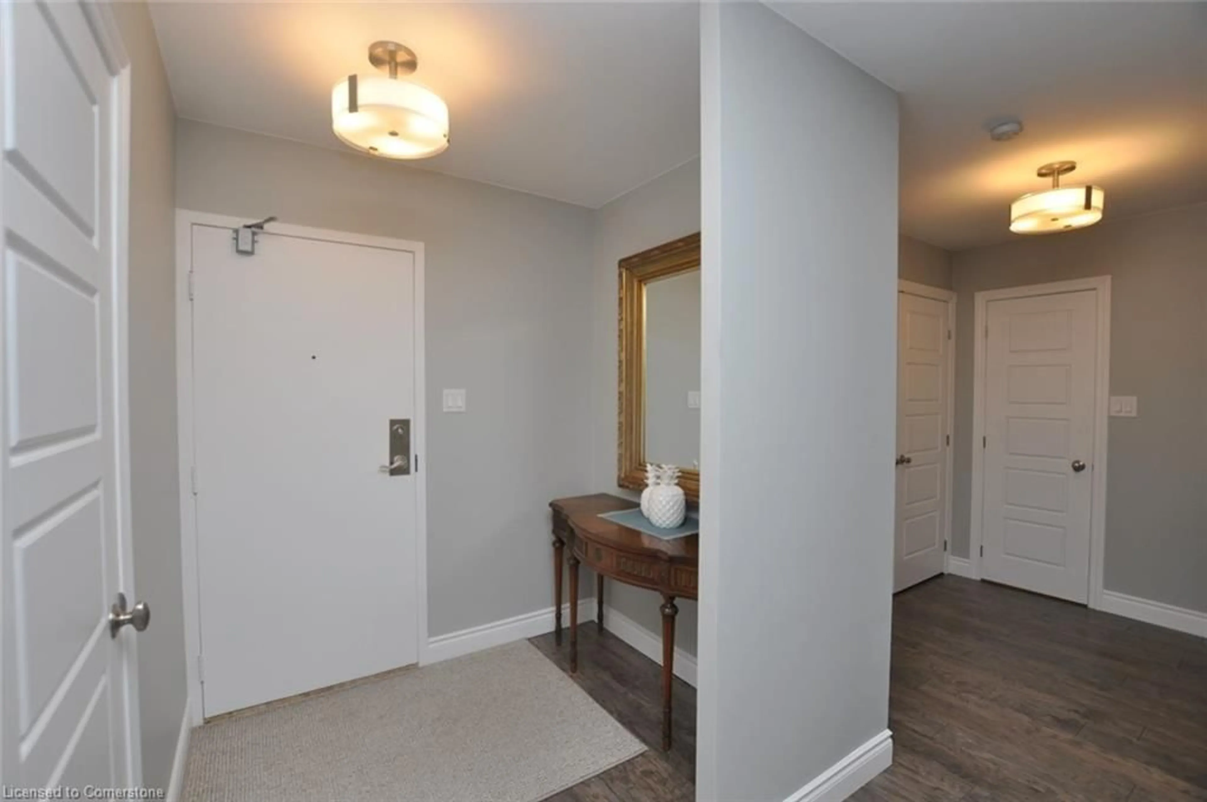 Indoor entryway, wood floors for 301 Frances Ave #1709, Stoney Creek Ontario L8E 3W6