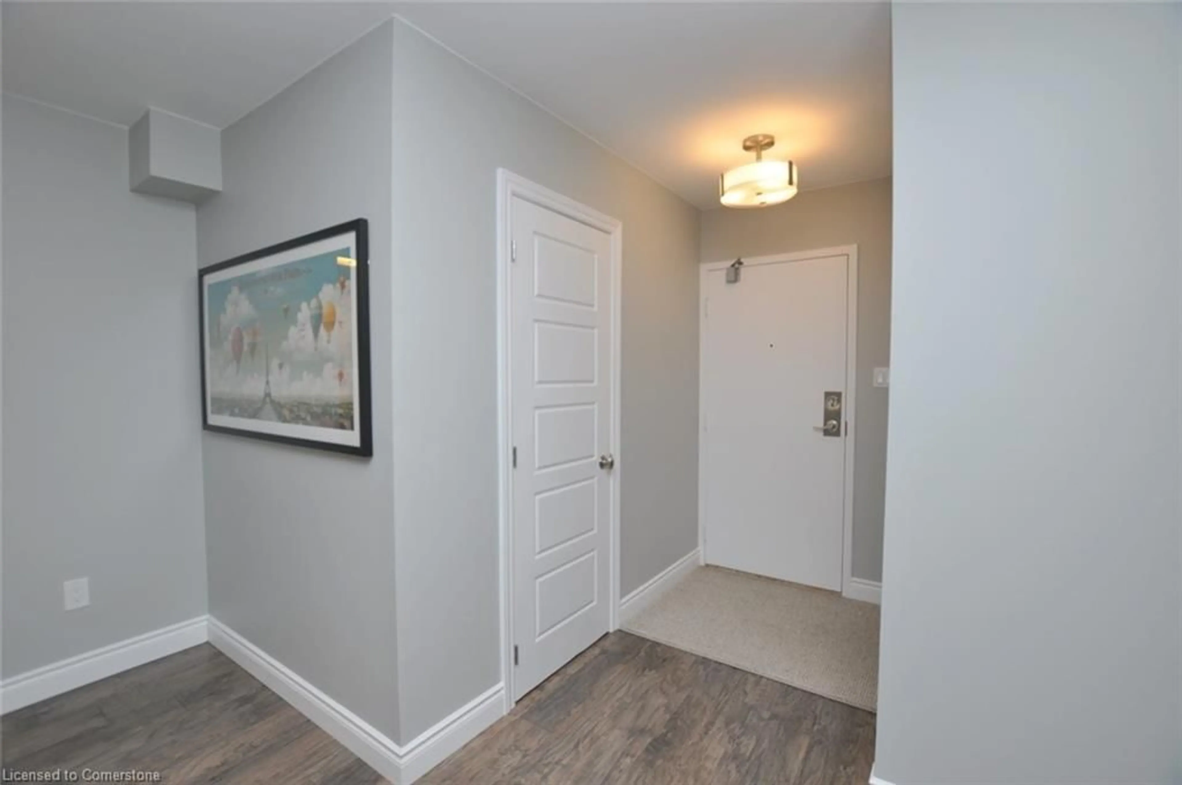 Indoor entryway, wood floors for 301 Frances Ave #1709, Stoney Creek Ontario L8E 3W6