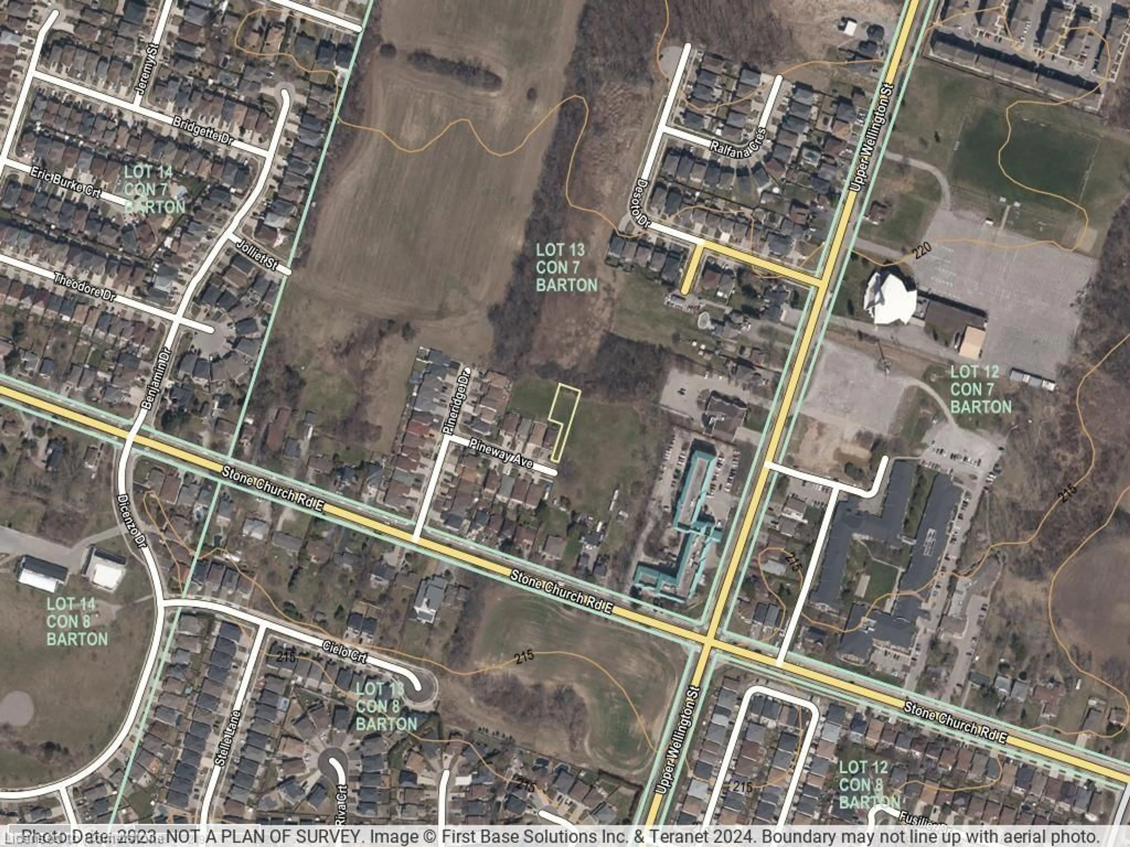 Picture of a map for 0 Pineway Ave, Hamilton Ontario L9A 5K2