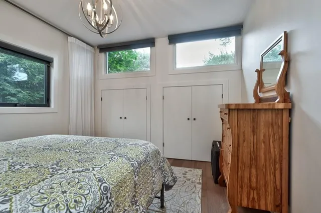 Additional property image - 124 Lynn Crt