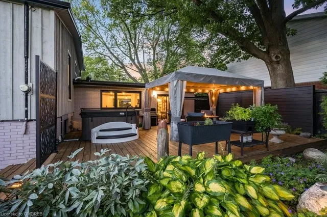 Additional property image - 124 Lynn Crt