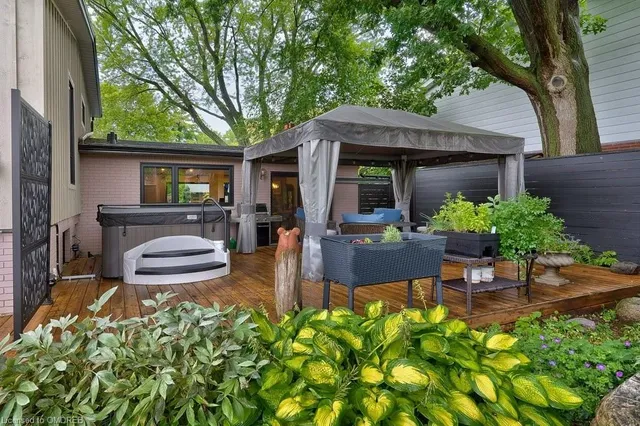Additional property image - 124 Lynn Crt