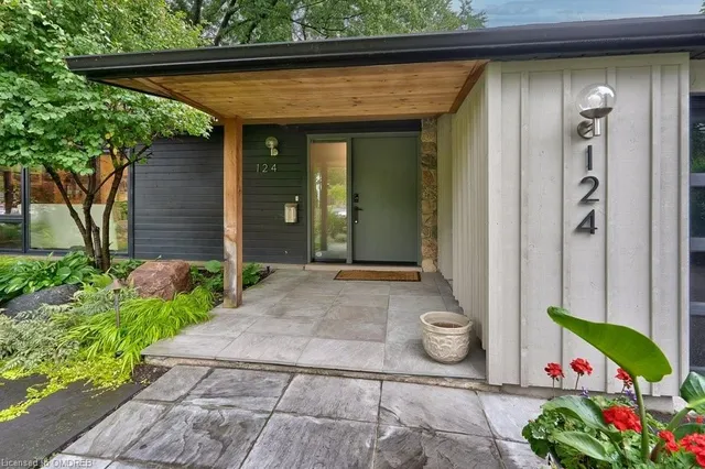 Additional property image - 124 Lynn Crt