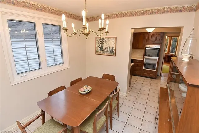 Additional property image - 11 Forsyth Pl