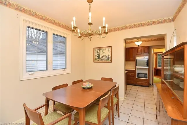 Additional property image - 11 Forsyth Pl