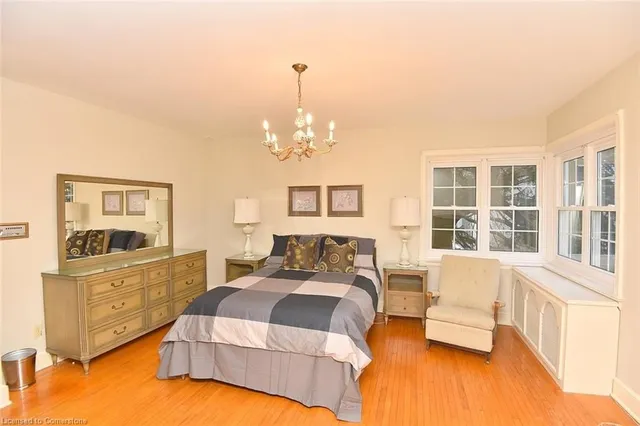 Additional property image - 11 Forsyth Pl
