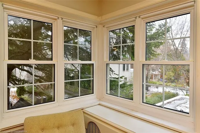 Additional property image - 11 Forsyth Pl