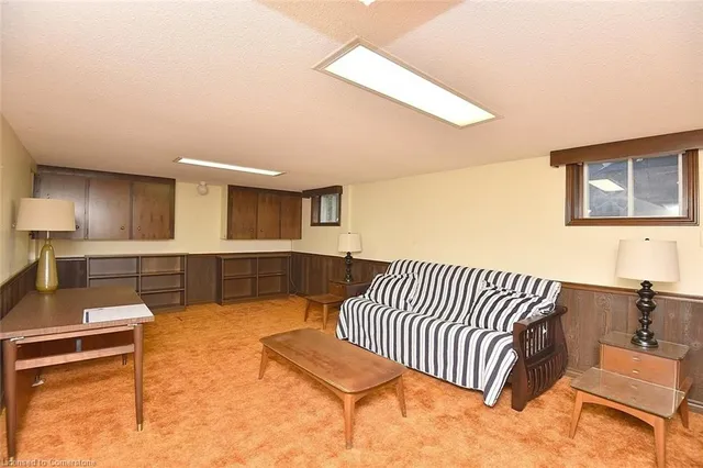 Additional property image - 11 Forsyth Pl