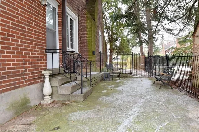 Property image - 11 Forsyth Pl
