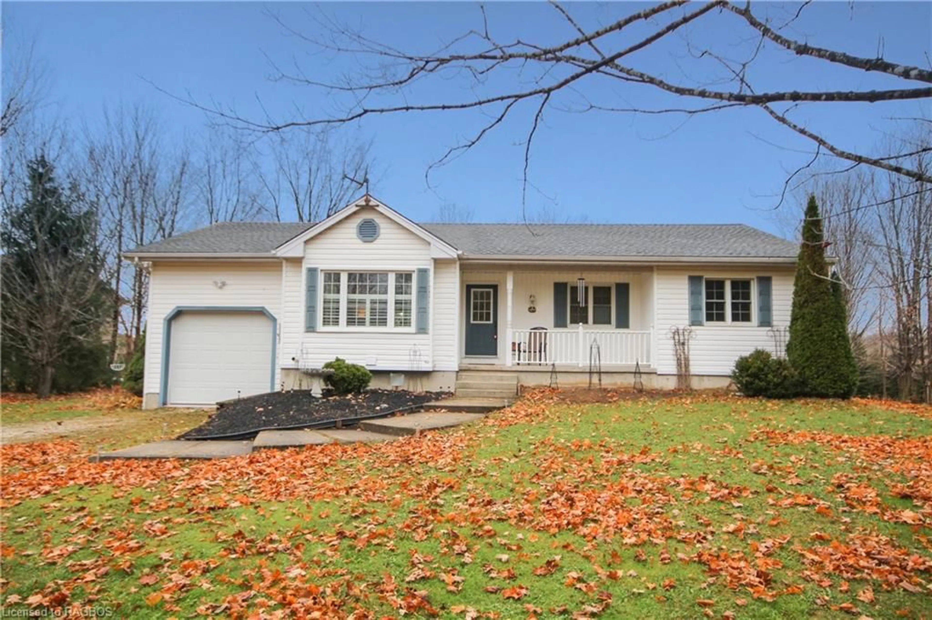 Frontside or backside of a home, cottage for 123733 Story Book Park Rd, Meaford Ontario N4K 5N8