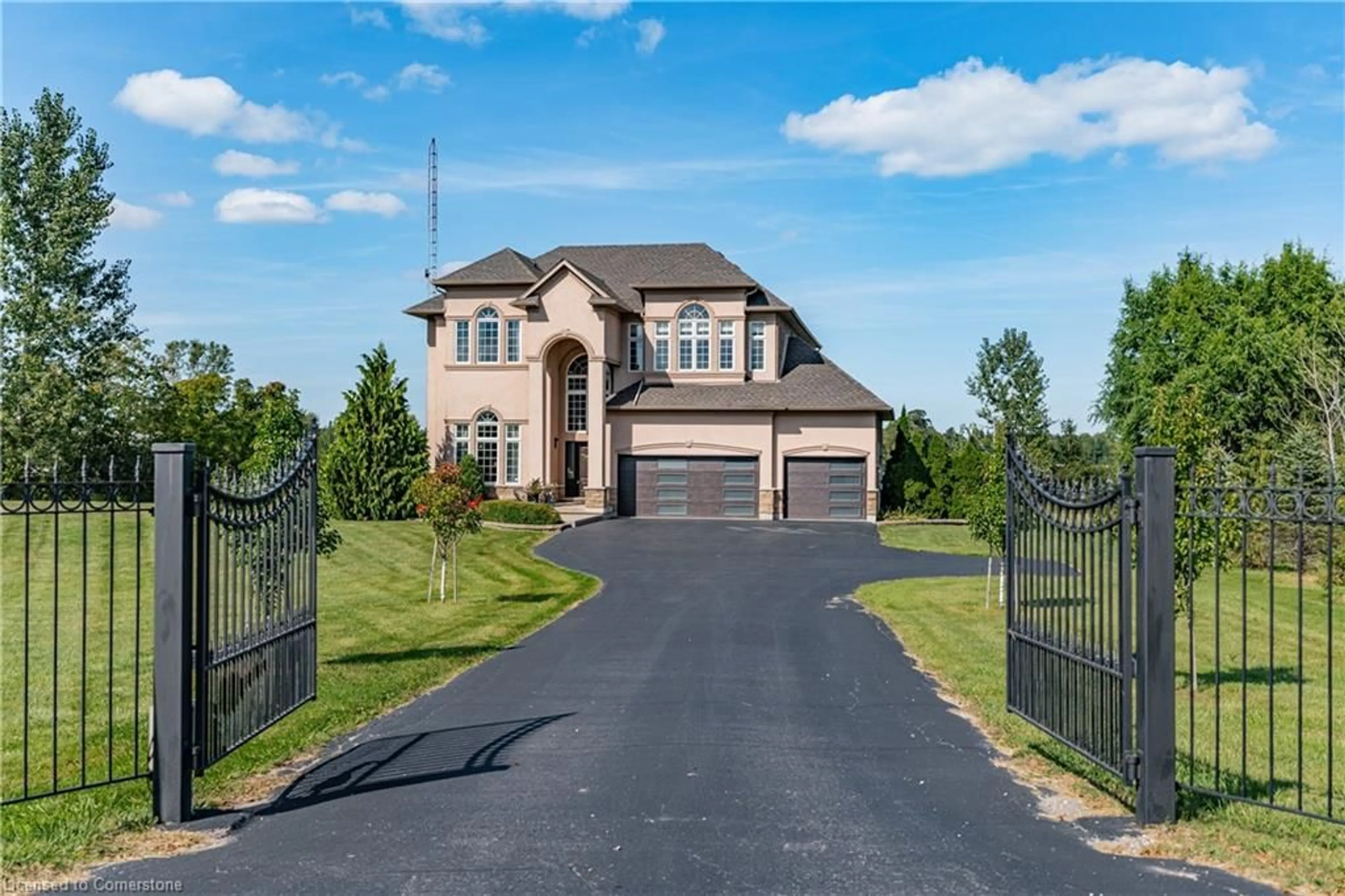 Frontside or backside of a home, the street view for 1340 Brant County #54 Hwy, Caledonia Ontario N3W 2G9