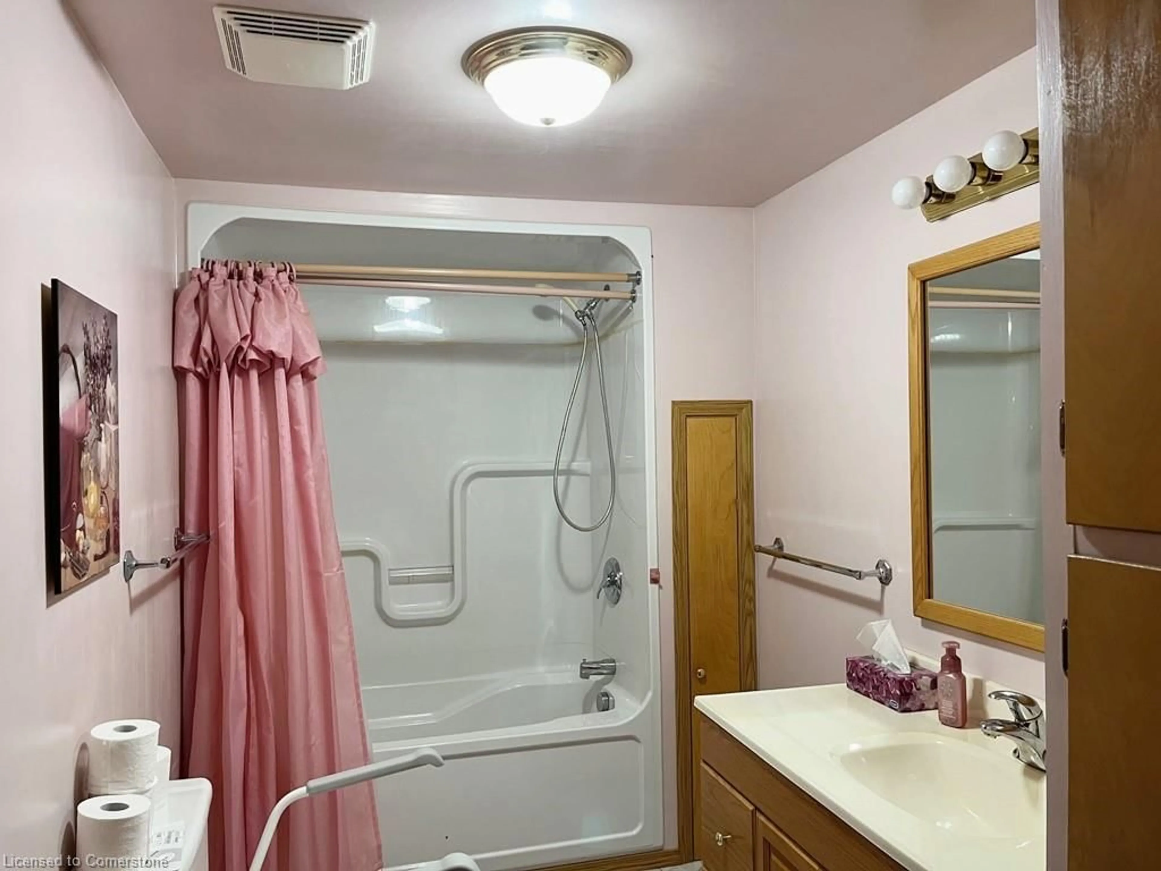 Bathroom, not visible floor for 1-5 Priddle Dr, Langton Ontario N0E 1G0