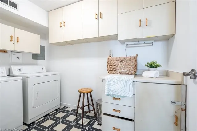 Additional property image - 5280 Lakeshore Rd Unit 105
