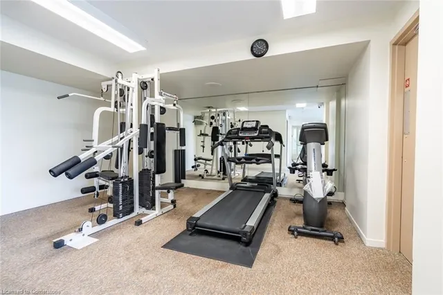 Additional property image - 5280 Lakeshore Rd Unit 105