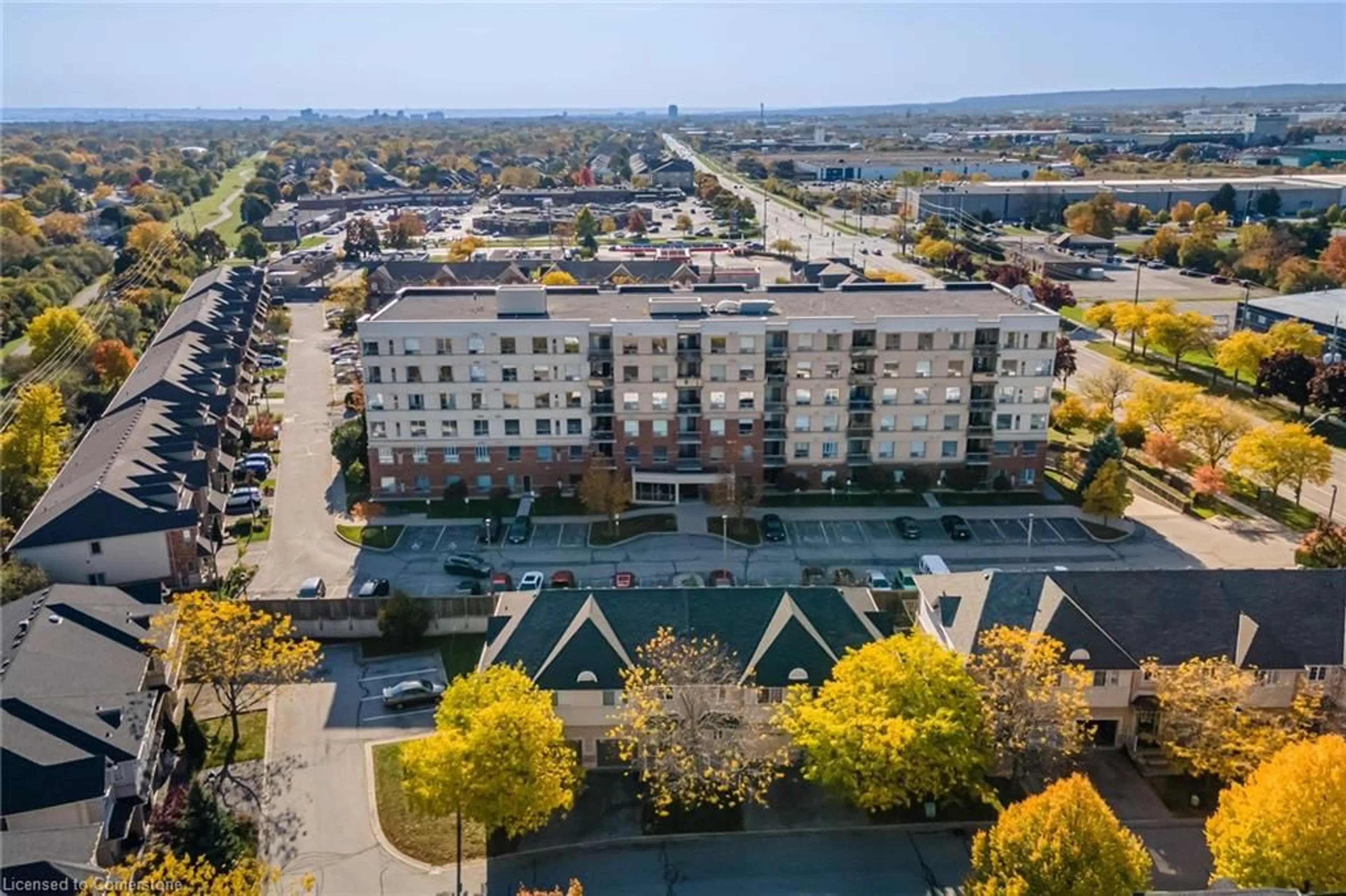 A pic from exterior of the house or condo, the street view for 5070 Fairview St #105, Burlington Ontario L7L 0B8