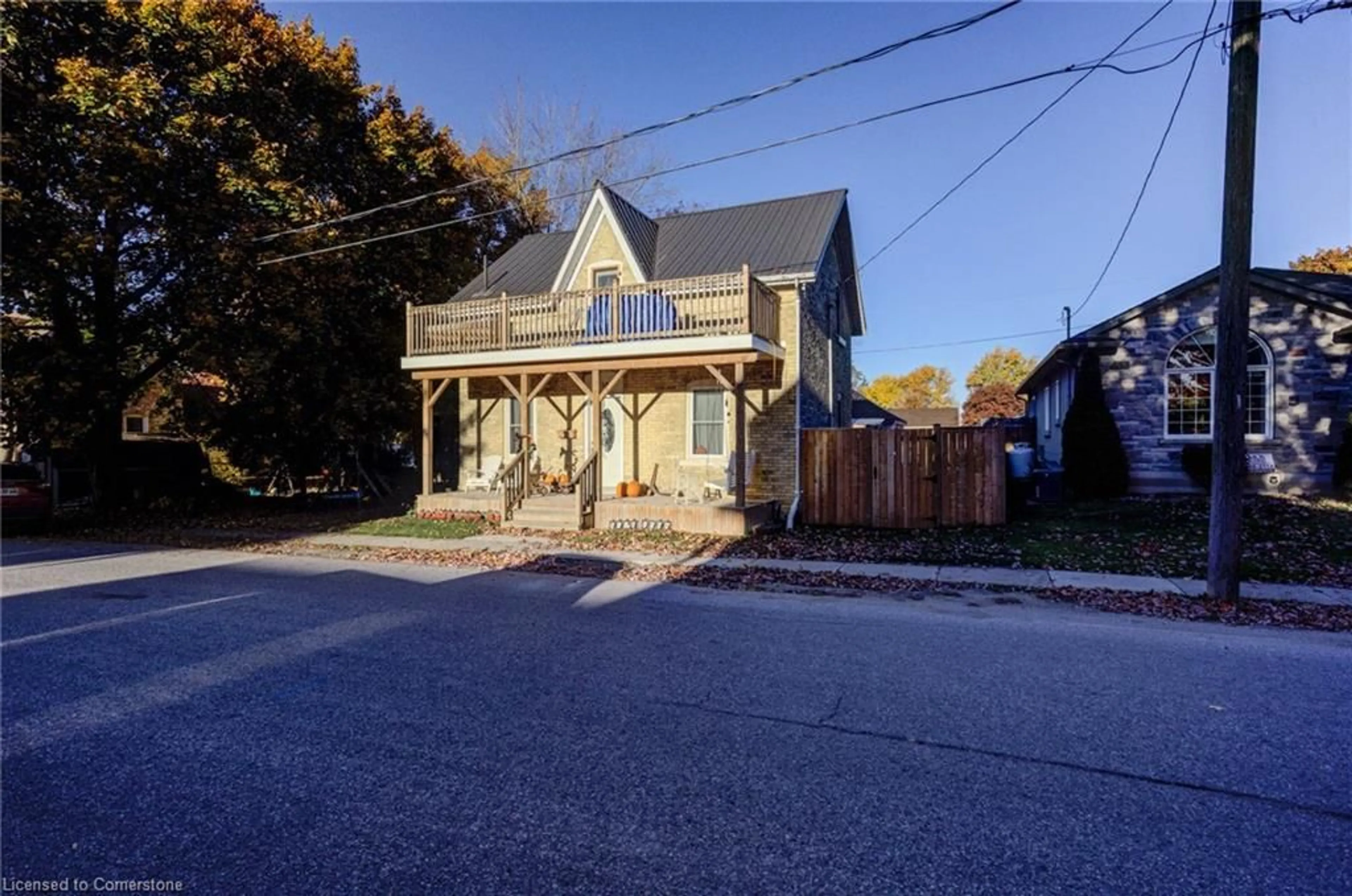 Frontside or backside of a home, the street view for 30 William St, Milverton Ontario N0K 1M0