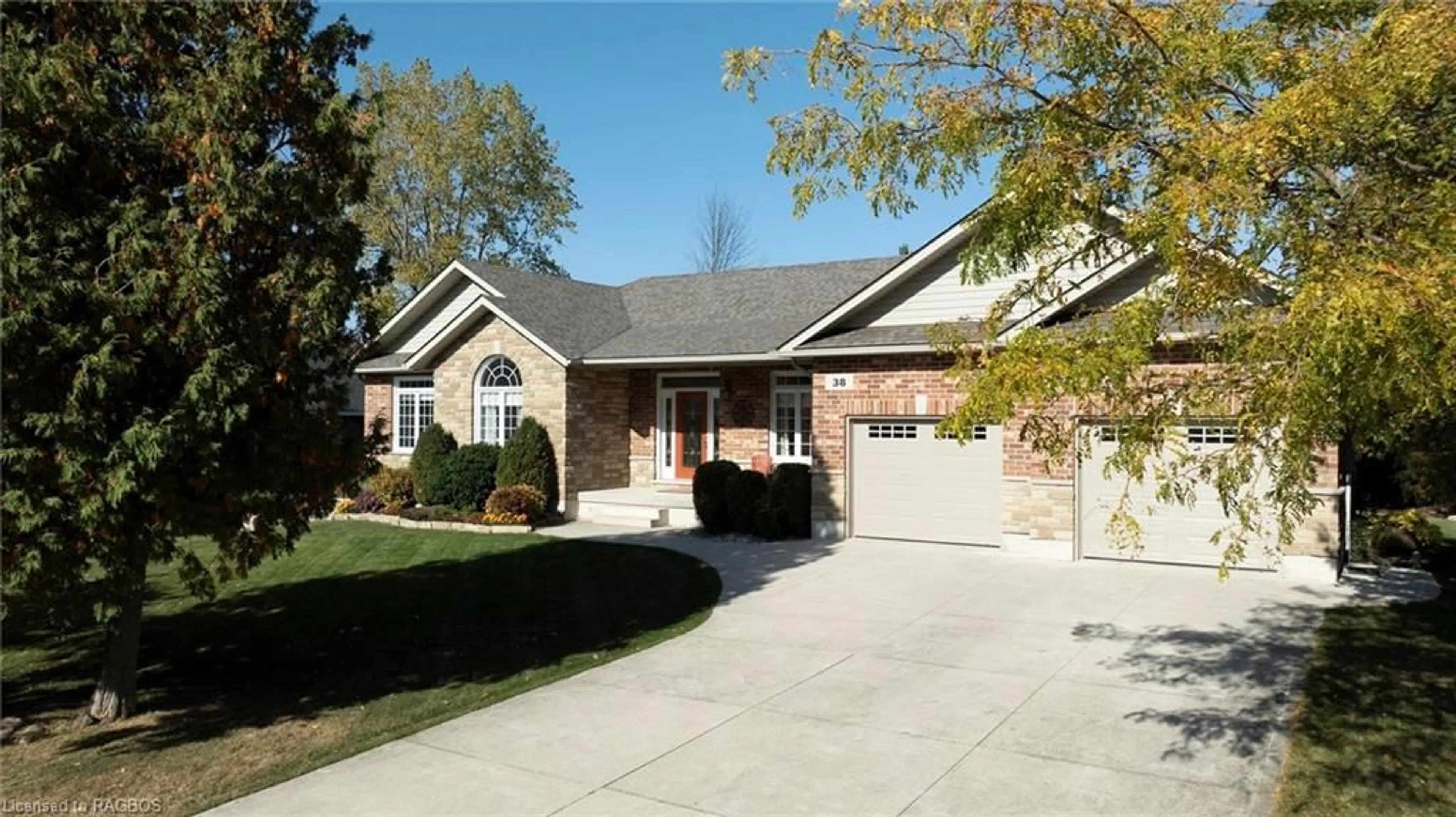 Frontside or backside of a home, the street view for 38 Snobelen Trail, Huron-Kinloss Ontario N2Z 0C4