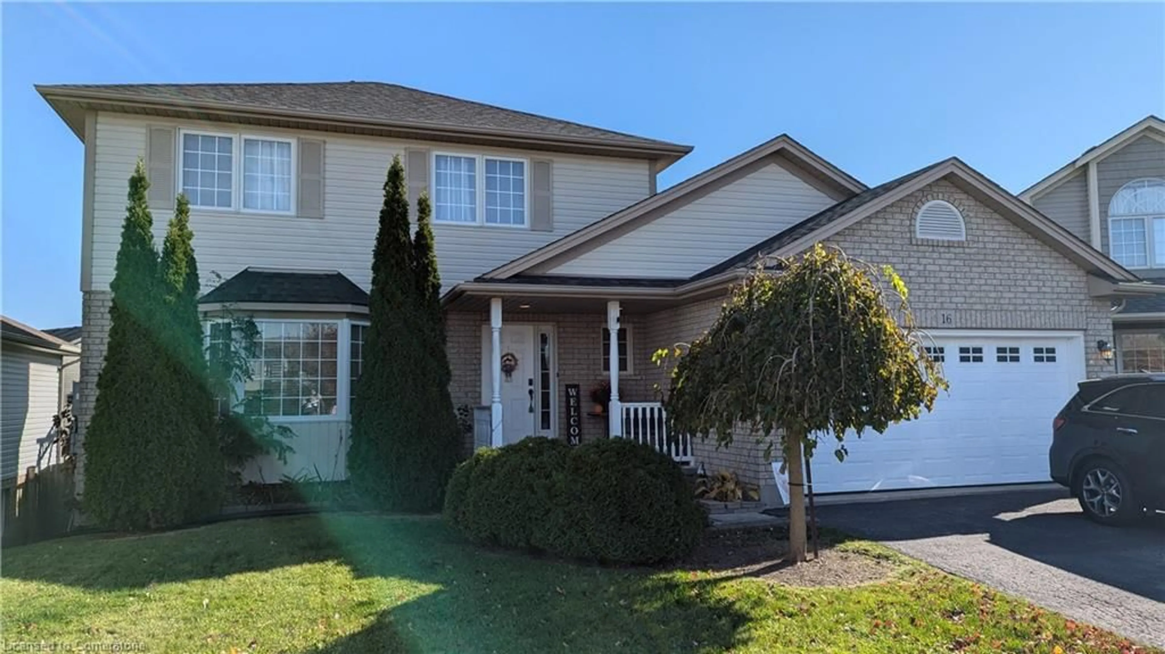 Frontside or backside of a home, the street view for 16 Lindan St, Smithville Ontario L0R 2A0