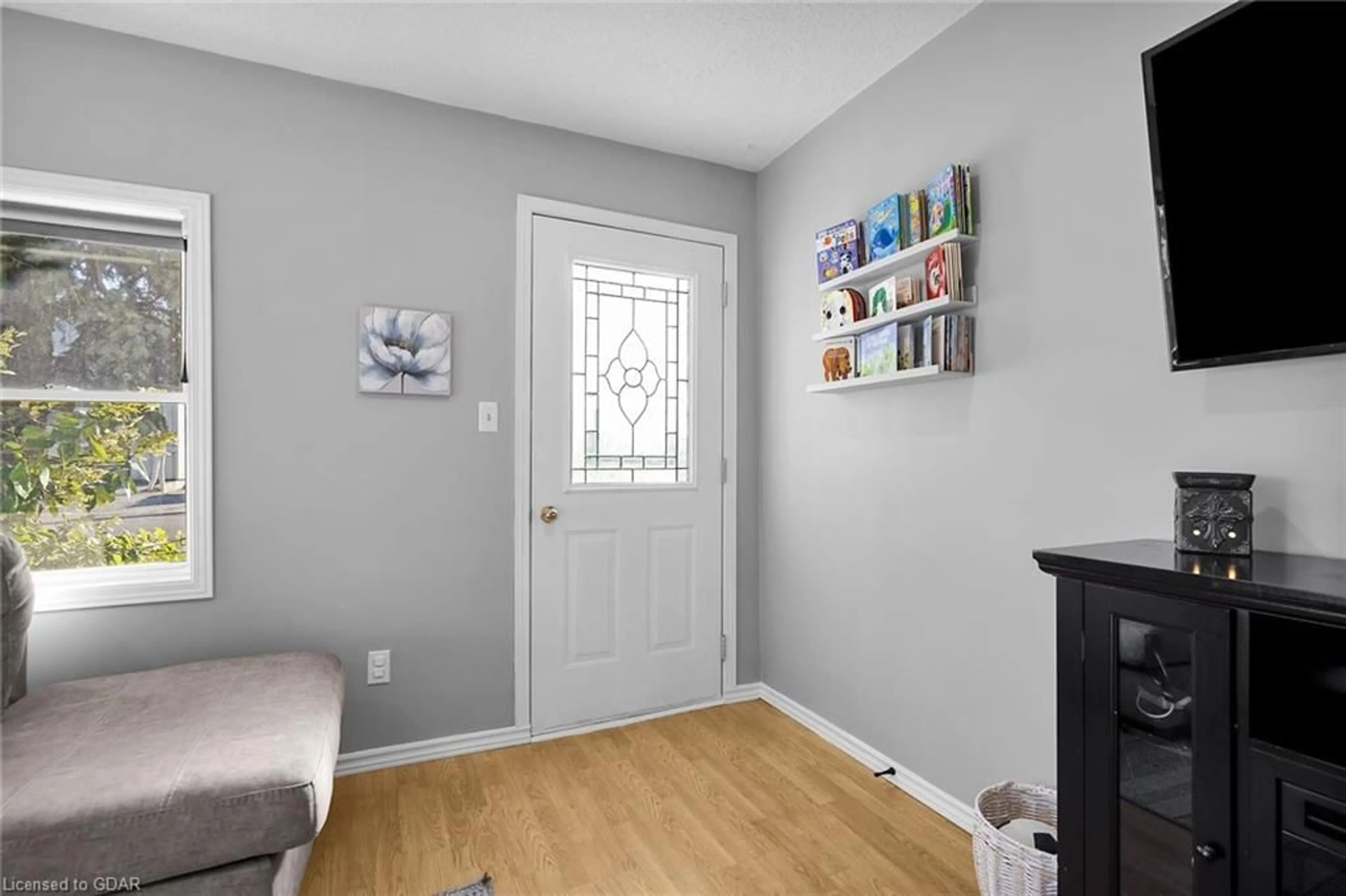 Indoor entryway, wood floors for 181 Mcconnell St, Exeter Ontario N0M 1S3