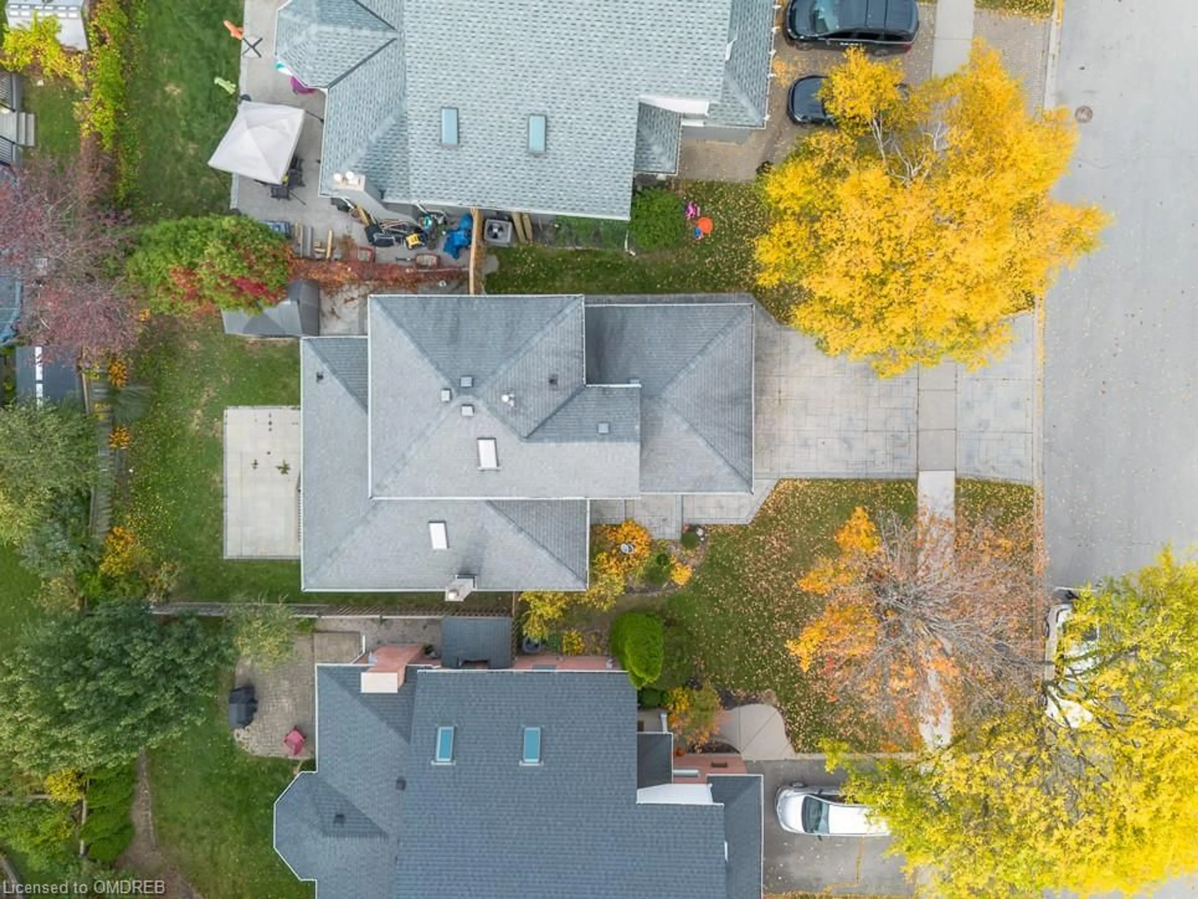 Frontside or backside of a home, the street view for 2136 Donald Rd, Burlington Ontario L7M 3R4