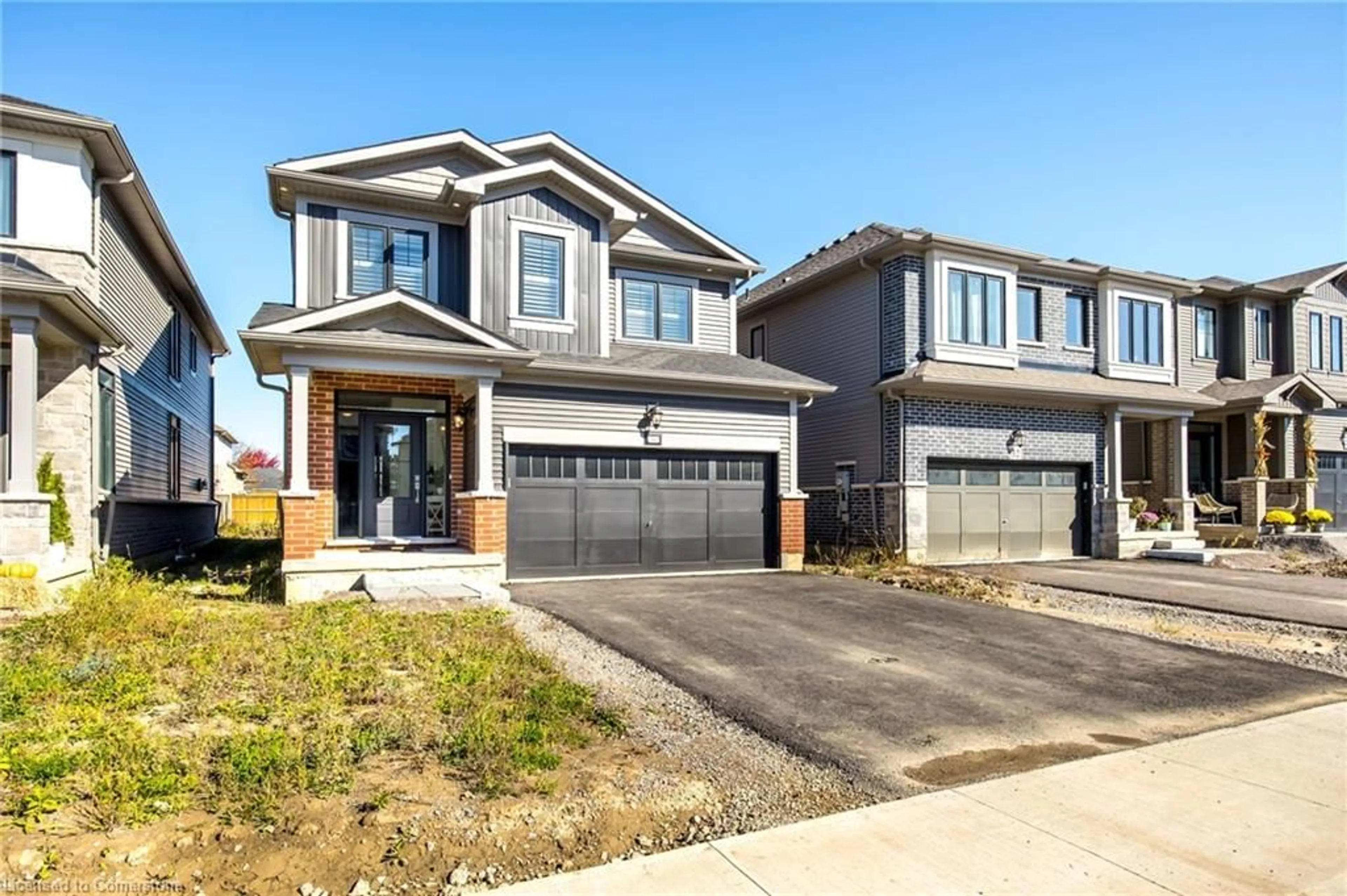 Frontside or backside of a home, the street view for 36 Blackbird Way, Hamilton Ontario L0R 1W0