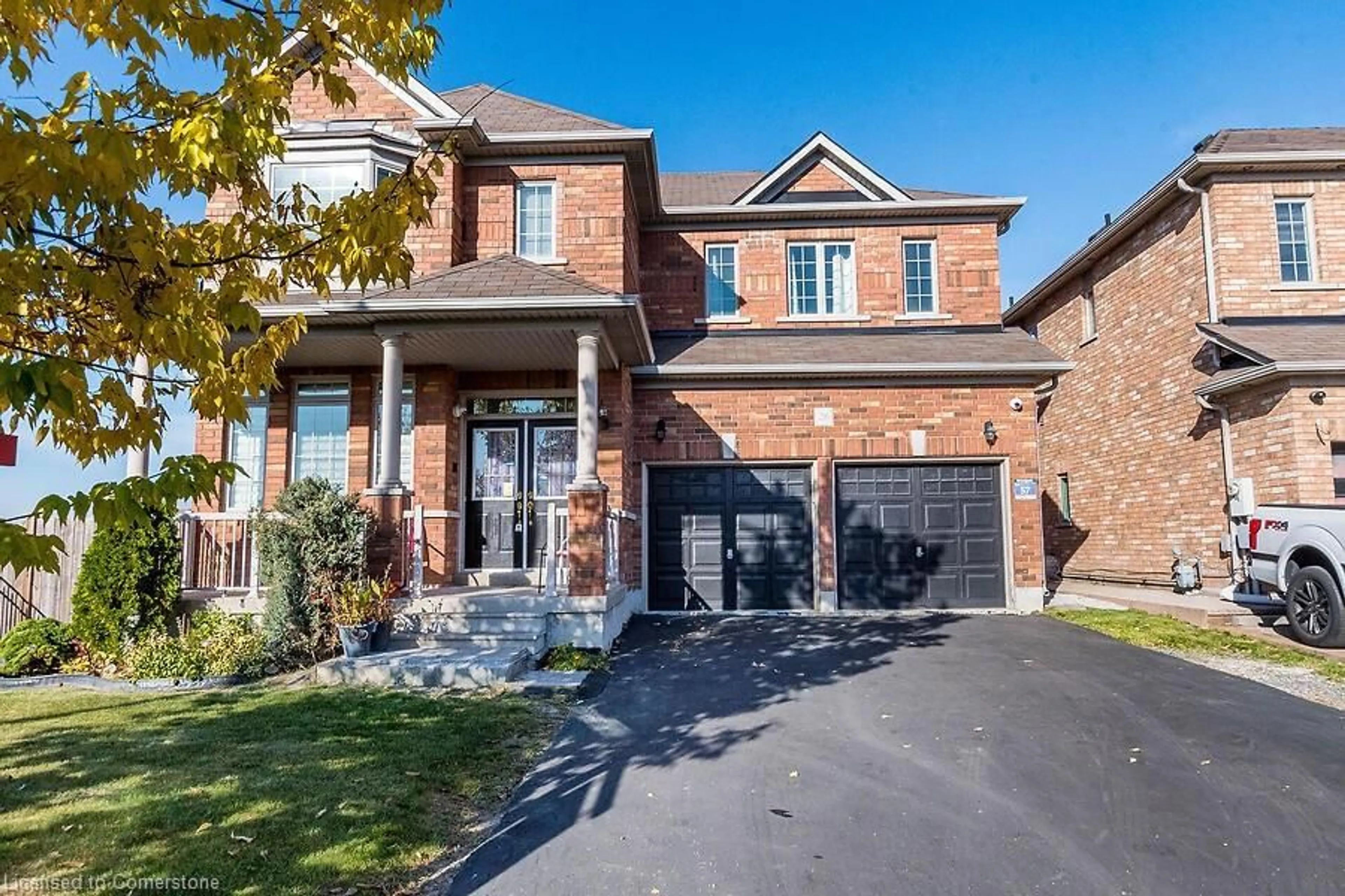 Home with brick exterior material for 26 Clearfield Drive, Brampton Ontario L6P 3L5