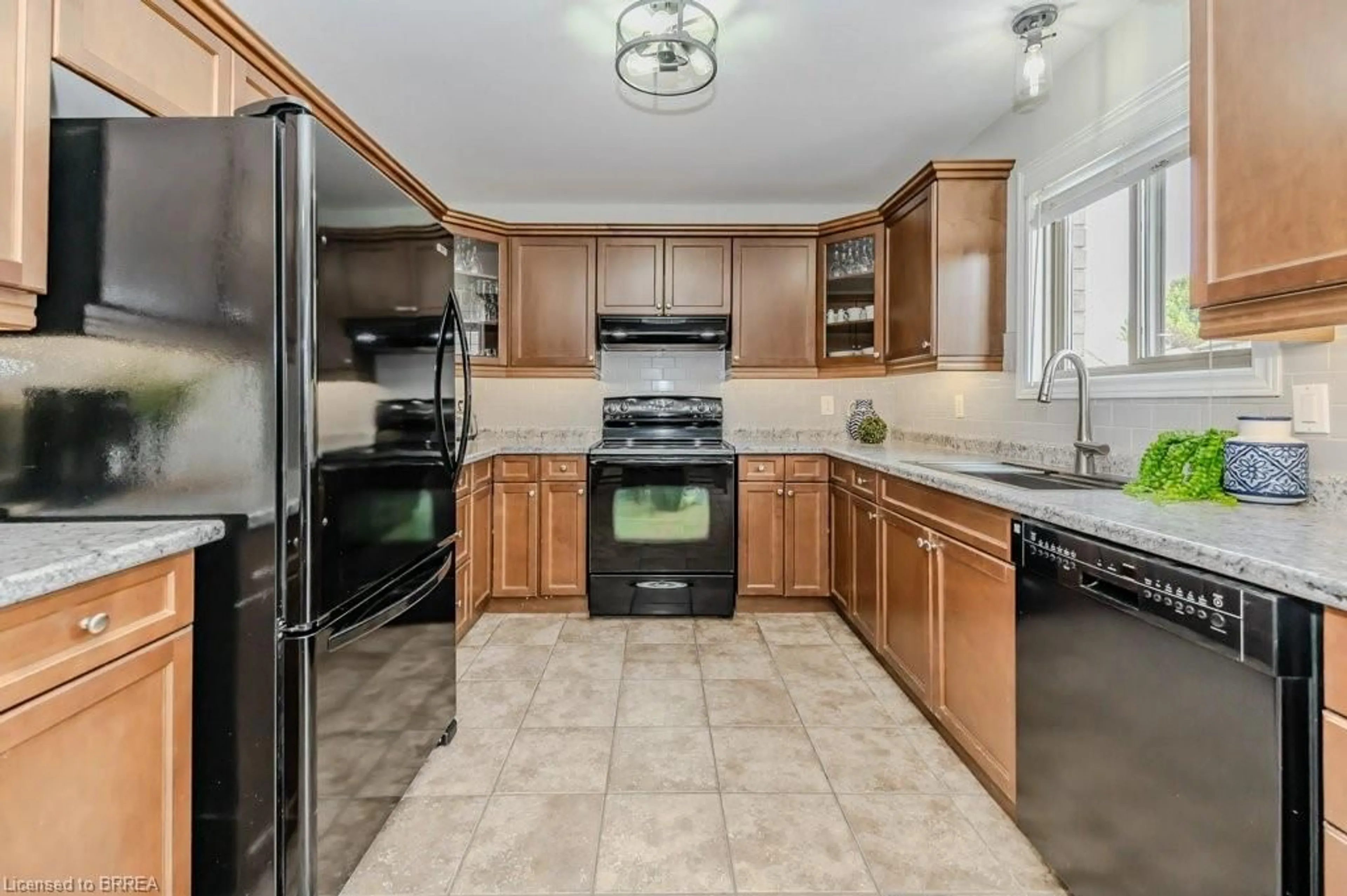 Open concept kitchen for 210 Dundas St, Paris Ontario N3L 4H3