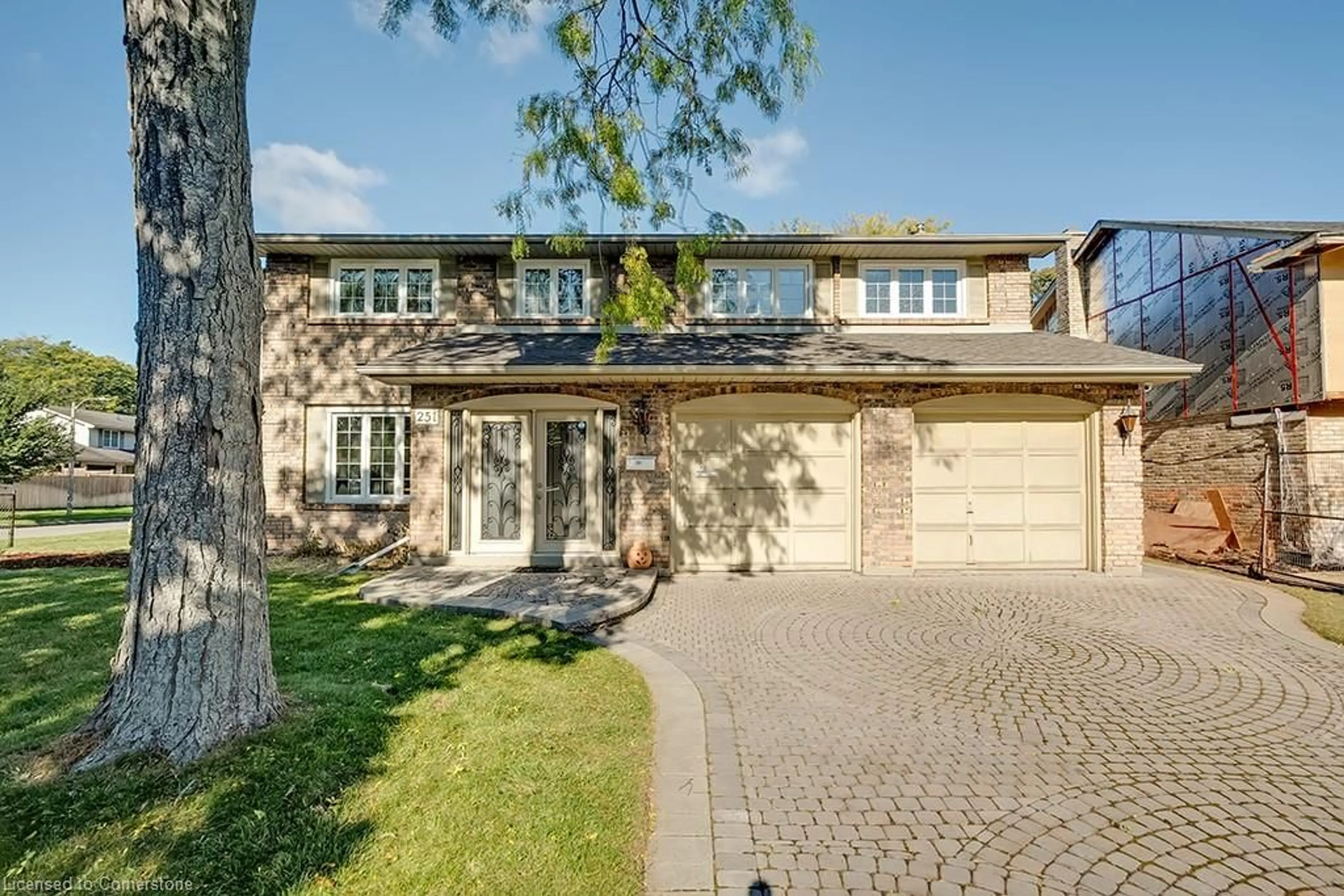 Home with brick exterior material for 251 Glen Afton Dr, Burlington Ontario L7L 1G8