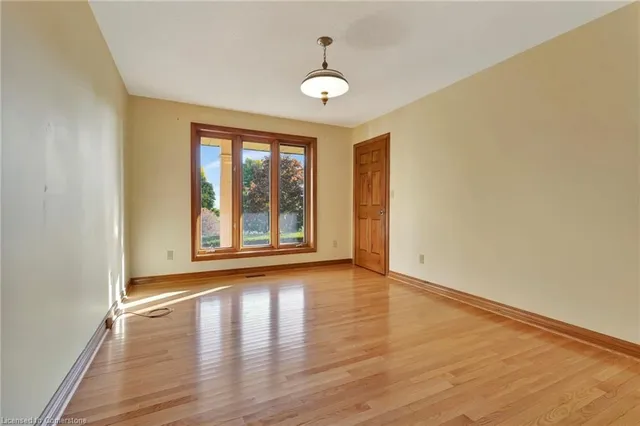 Additional property image - 313 Ofield Rd
