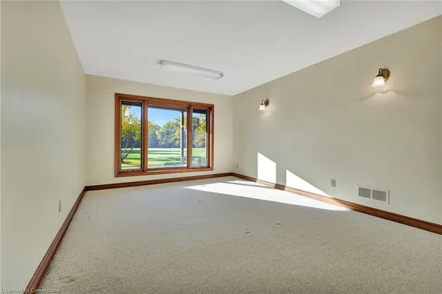 Additional property image - 313 Ofield Rd