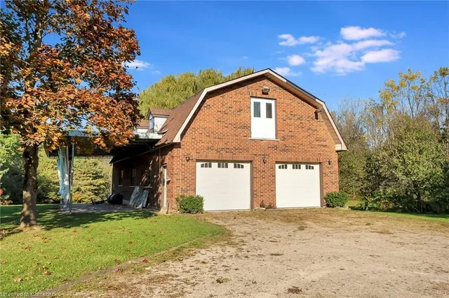 Additional property image - 313 Ofield Rd