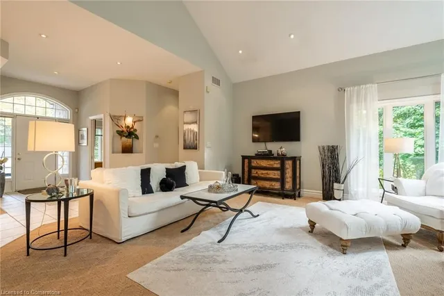 Additional property image - 64 Nelson St