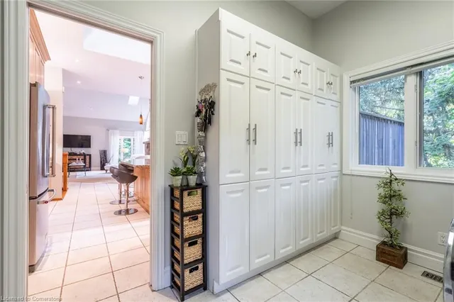 Additional property image - 64 Nelson St