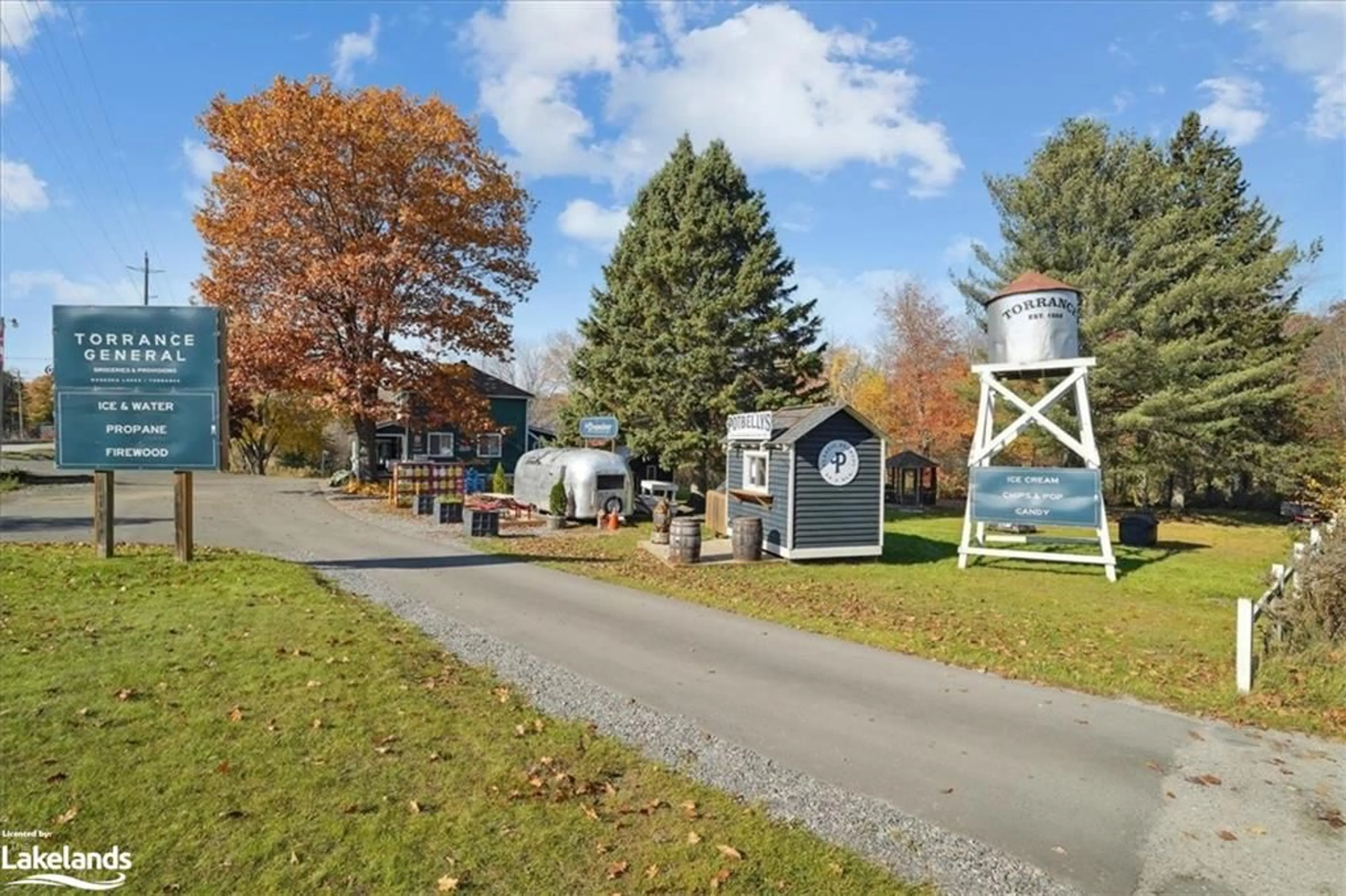 A pic from exterior of the house or condo, the street view for 2642 Muskoka Road #169, Torrance Ontario P0C 1M0