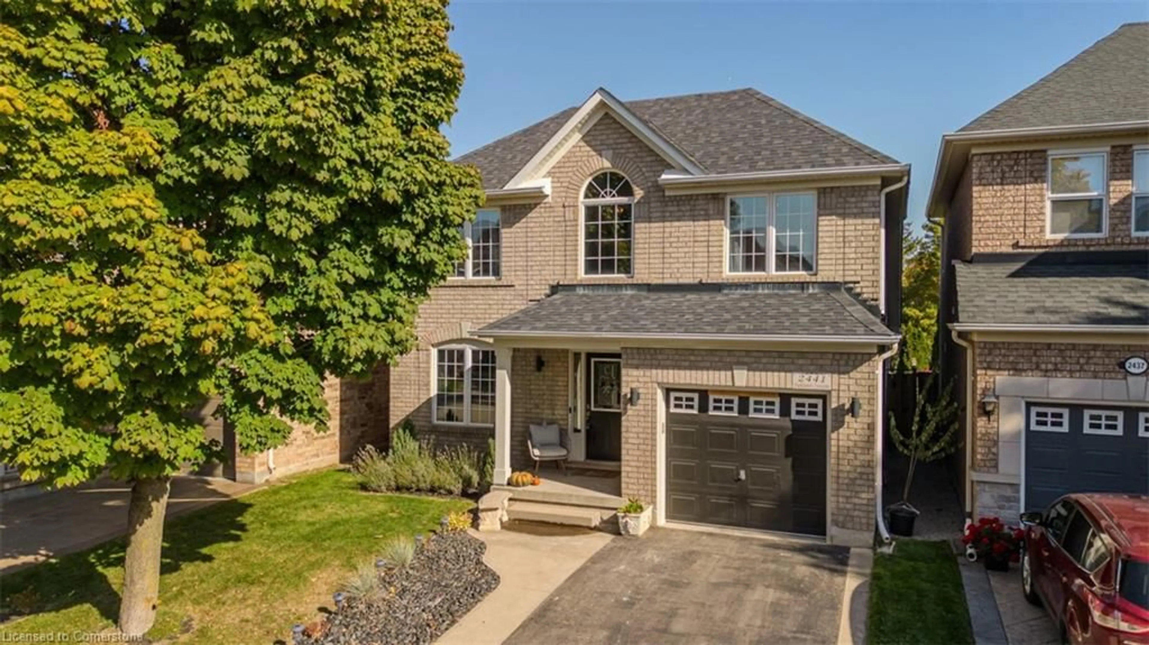 Home with brick exterior material for 2441 Falkland Cres, Oakville Ontario L6M 4Y3